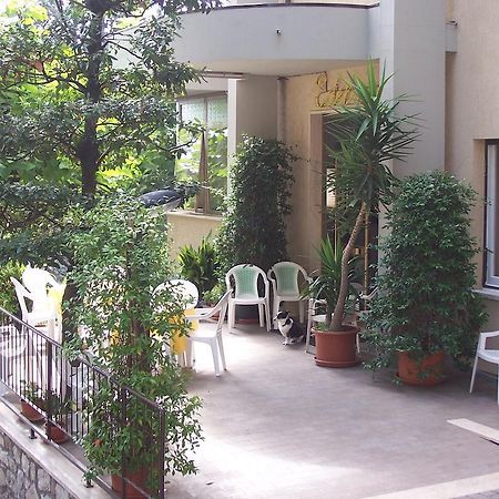 Hotel Villa Edelweiss Chianciano Terme Exterior photo