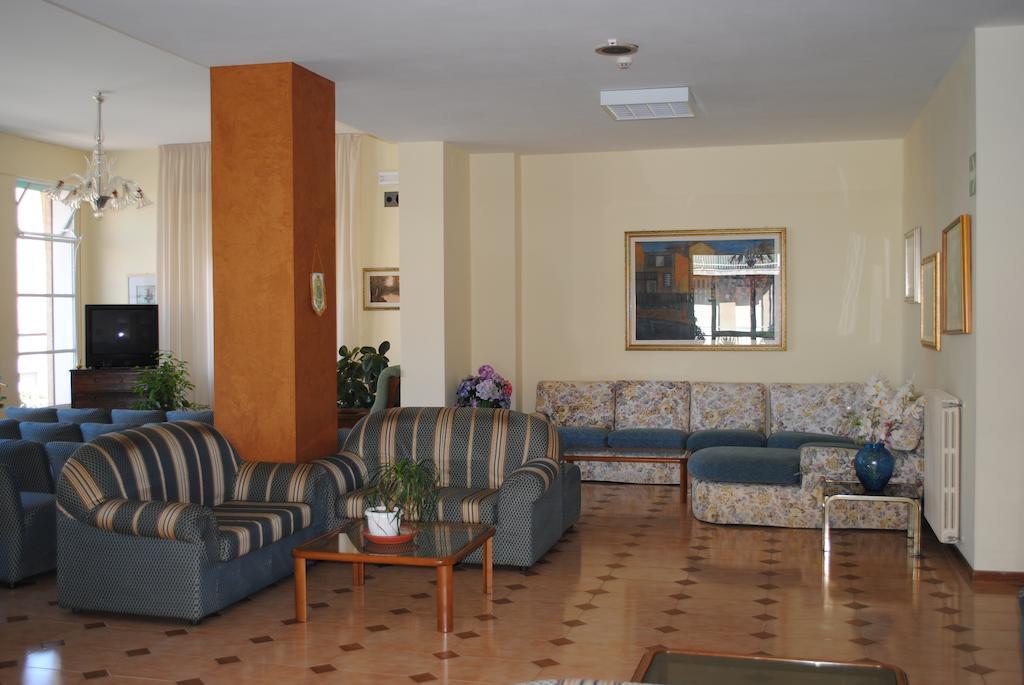 Hotel Villa Edelweiss Chianciano Terme Exterior photo