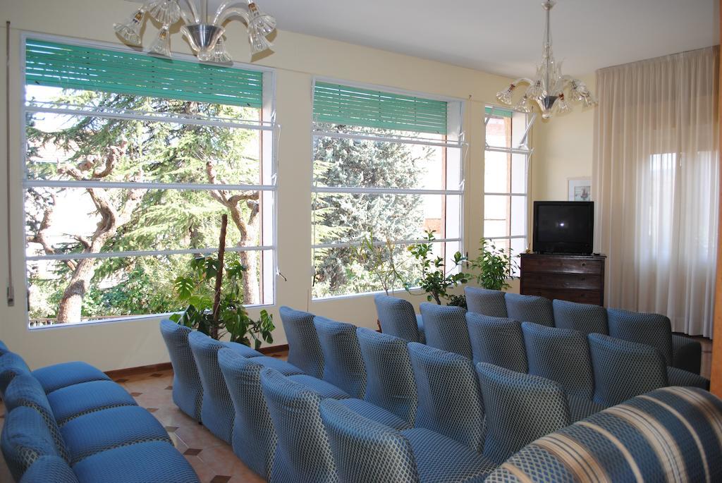 Hotel Villa Edelweiss Chianciano Terme Exterior photo